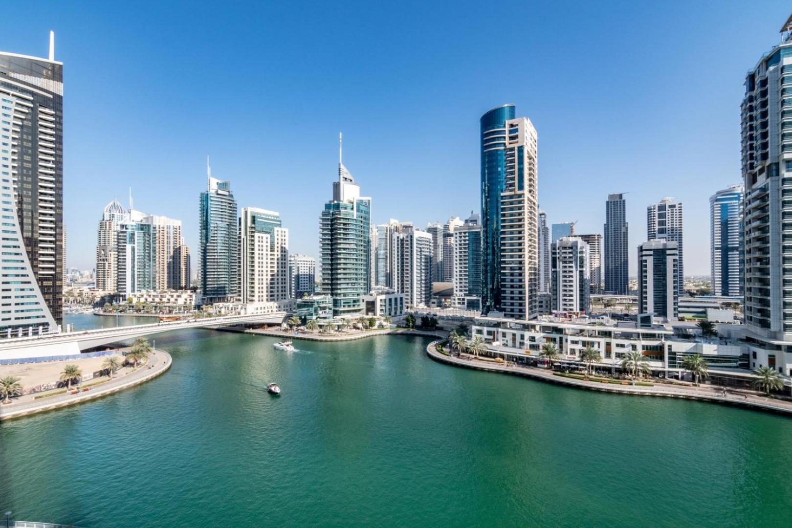 Guestready - Marina View | Fairfield Tower Apartment Dubai Bagian luar foto