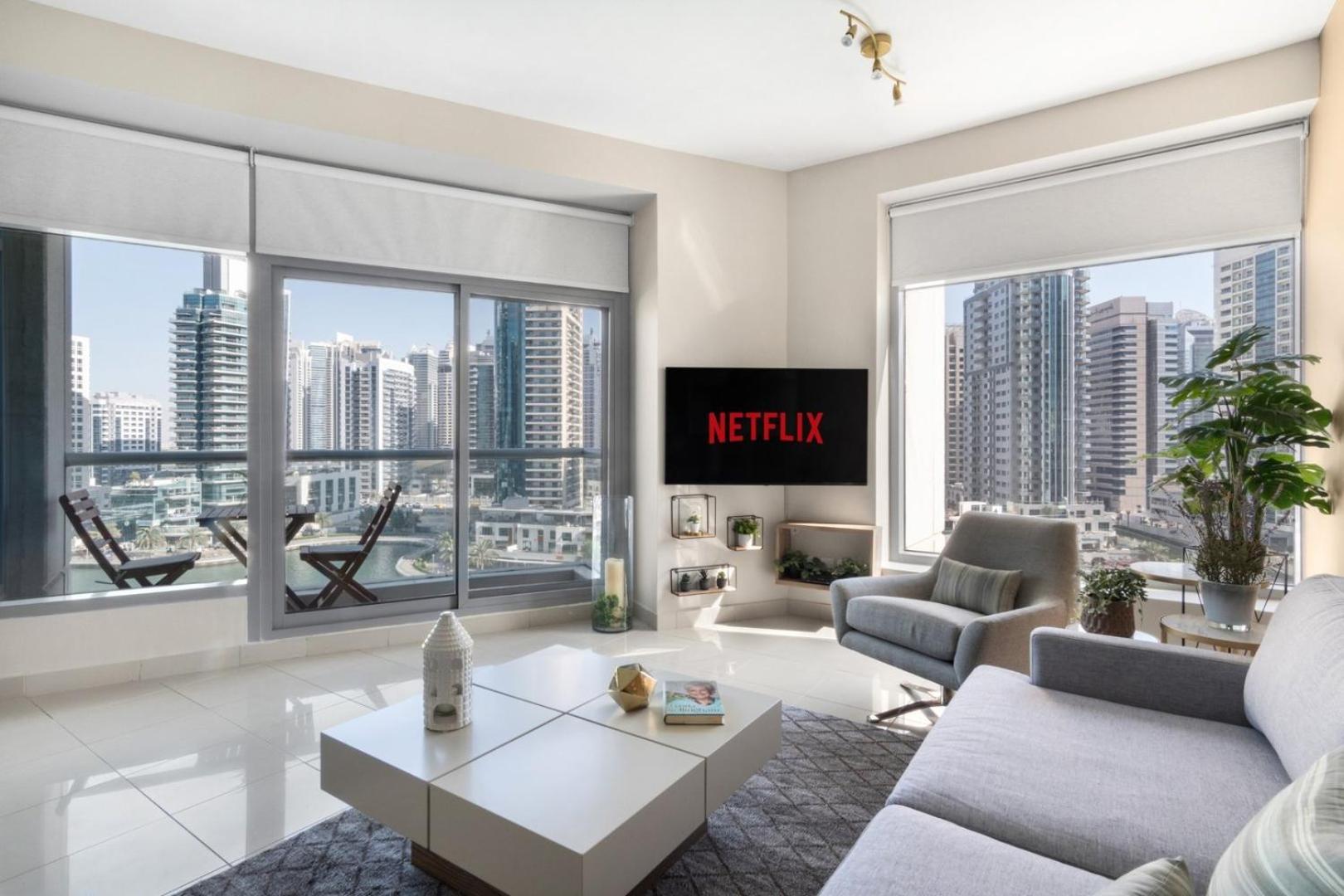 Guestready - Marina View | Fairfield Tower Apartment Dubai Bagian luar foto
