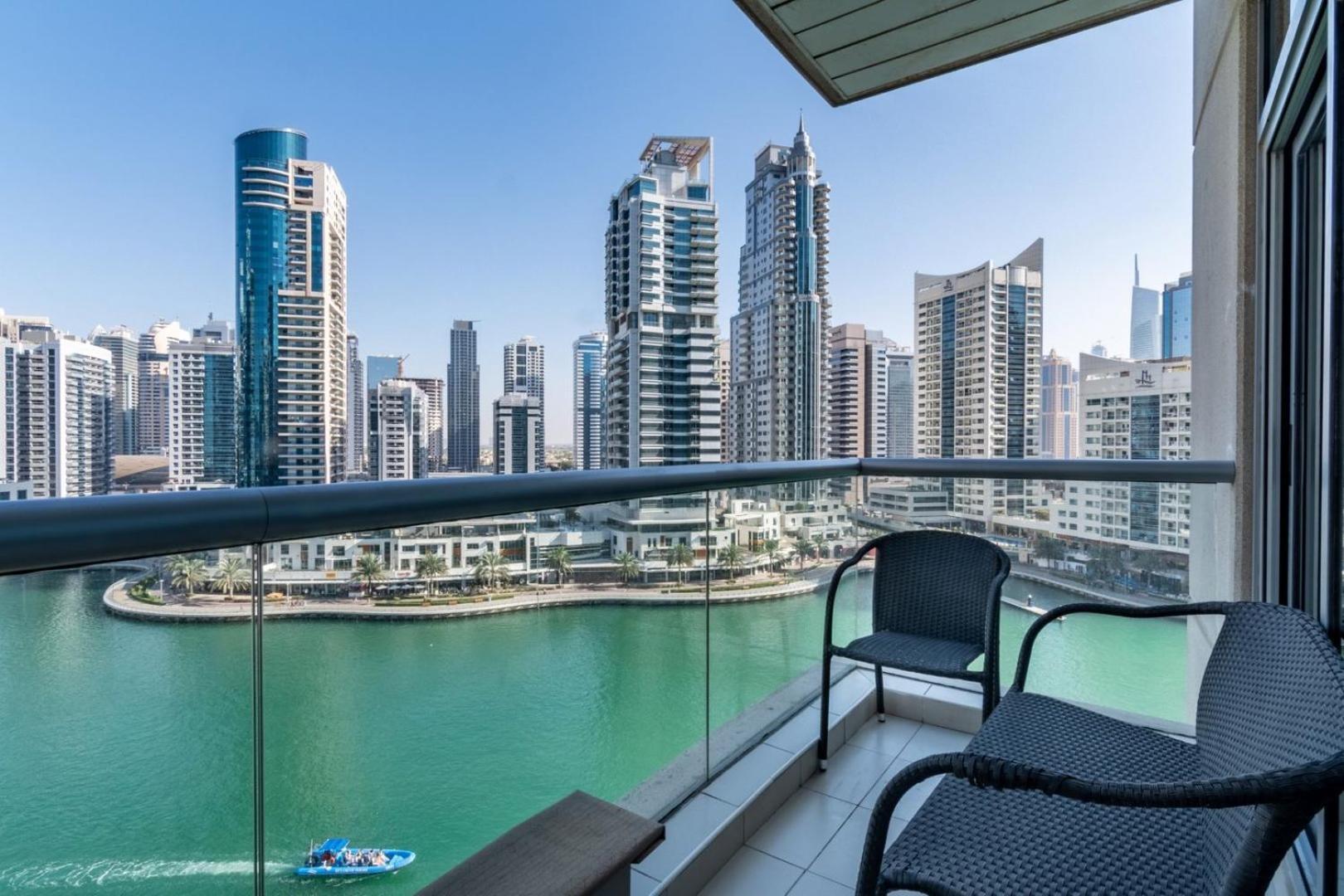 Guestready - Marina View | Fairfield Tower Apartment Dubai Bagian luar foto